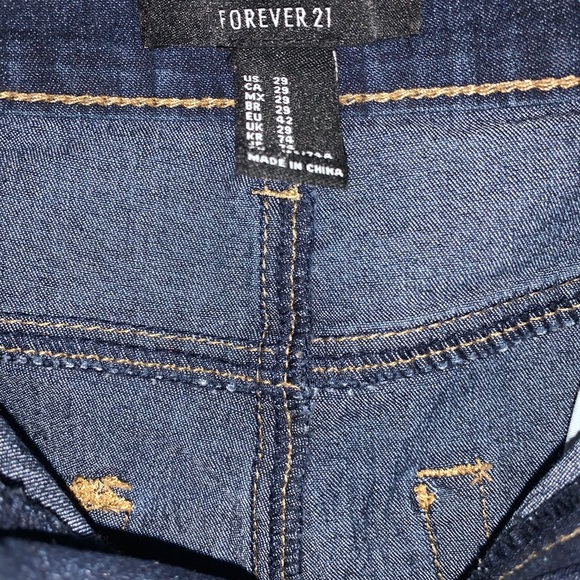 Jeans - Picture 2 of 2